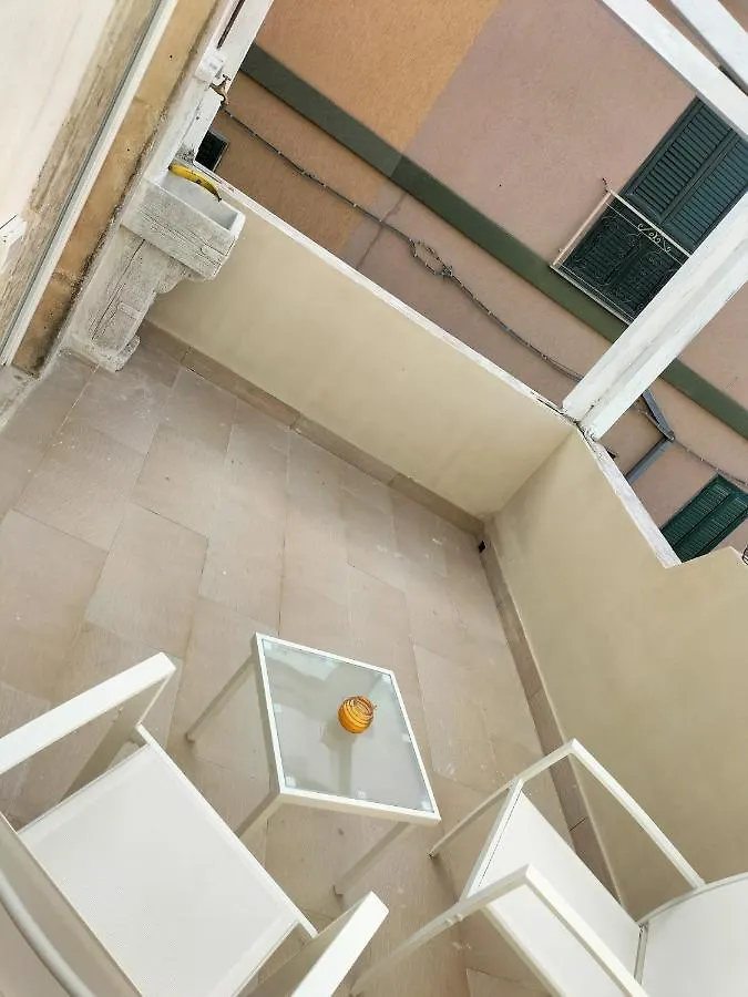 U'Chini Suite Noto